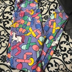 Lularoe birthday leggings